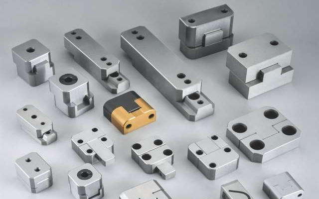 Square Interlock